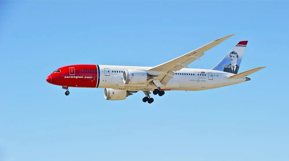 "Norwegian Airline" "Plane"